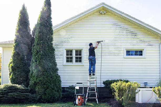 Best Fence Pressure Washing  in Menands, NY