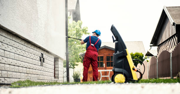 Best Deck Pressure Washing  in Menands, NY